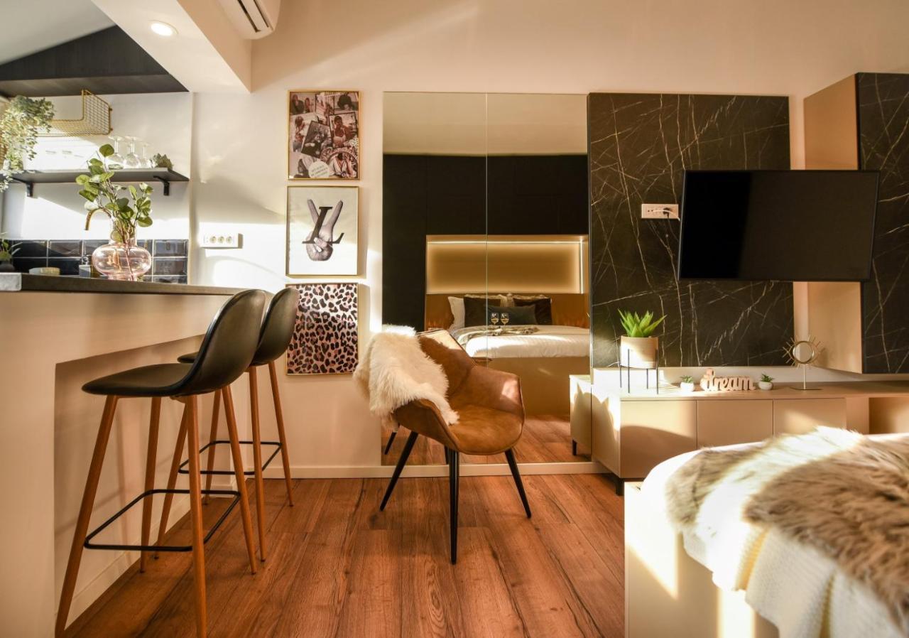 Calea Victoriei Modern Studio - Escape In The City Center Bükreş Dış mekan fotoğraf